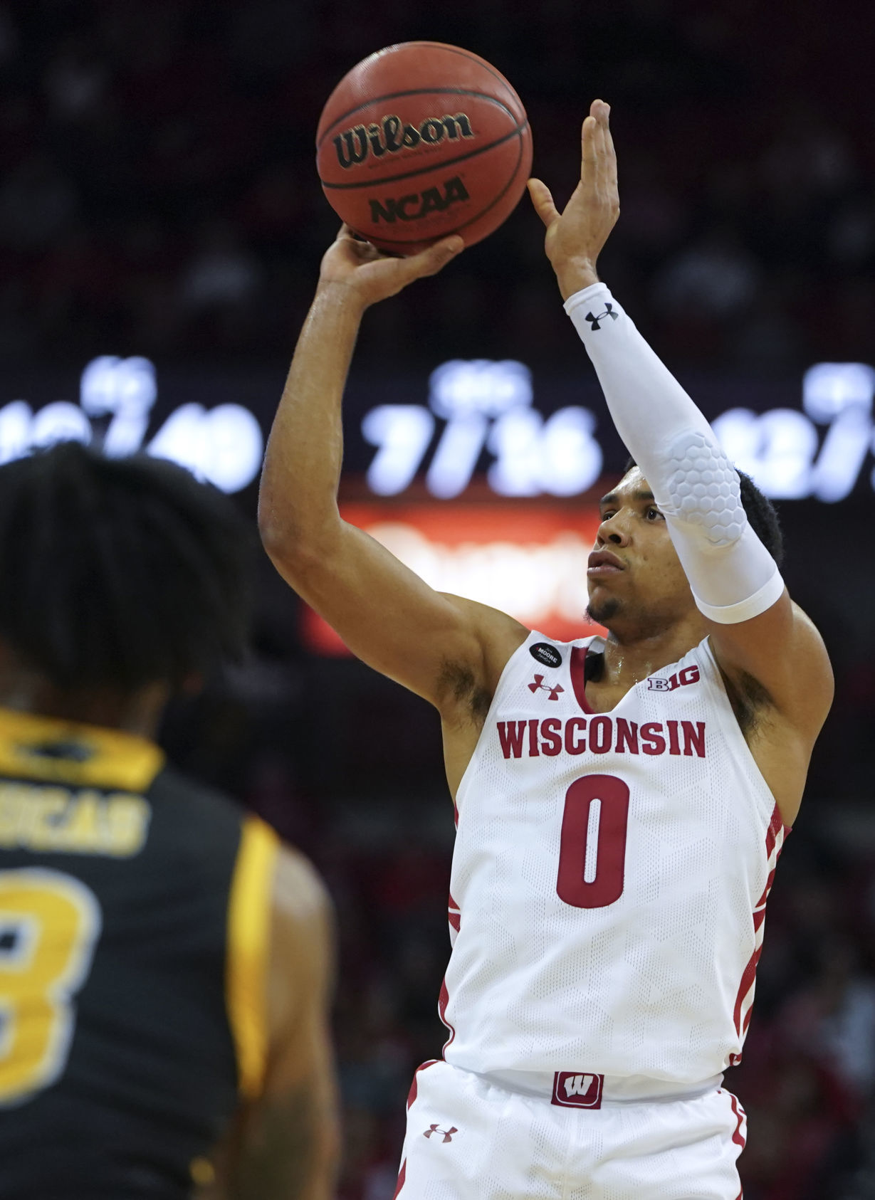 Badgers 83, Panthers 64